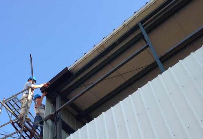 鋼結(jié)構(gòu)廠房圍護(hù)系統(tǒng)天溝，這樣做才算好